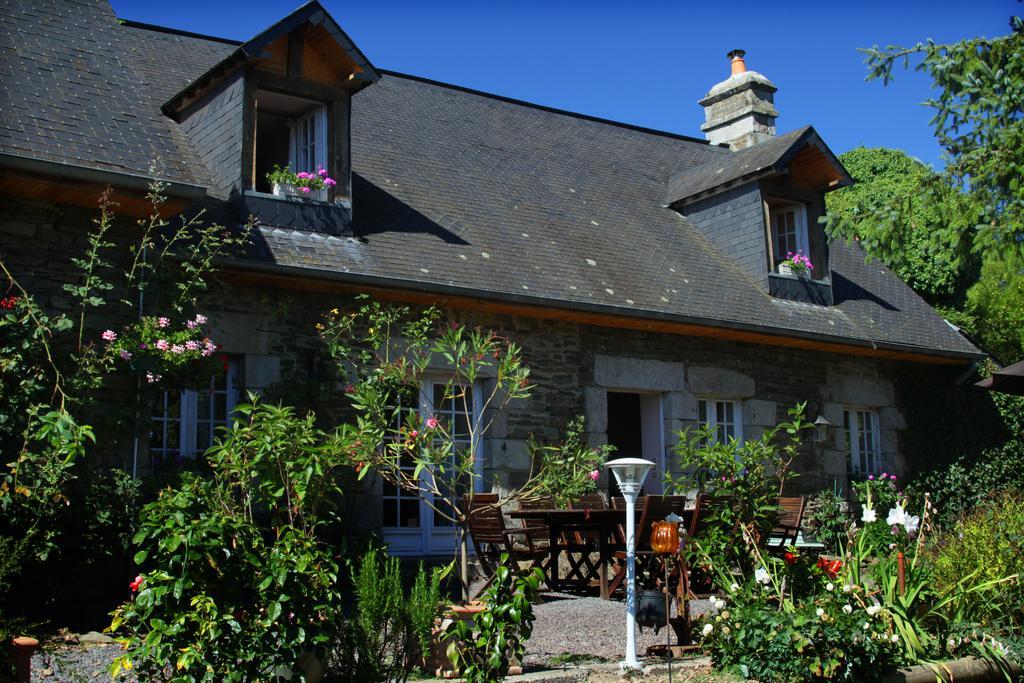 Chambres D'Hotes La Baudriere Livaie Exterior photo